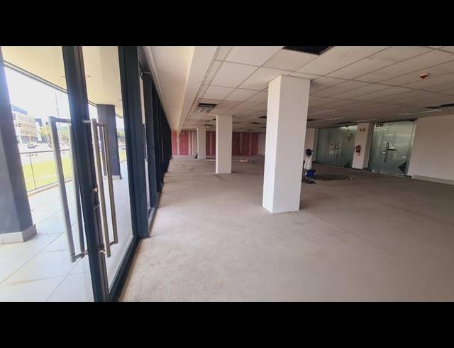 BUSINESS PROPERTY TO RENT IN MENLYN